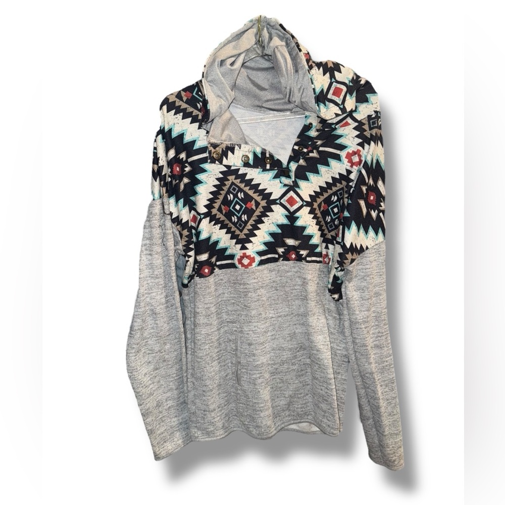 Cowl Neck Pullover Sweater with Aztec Print - Gray